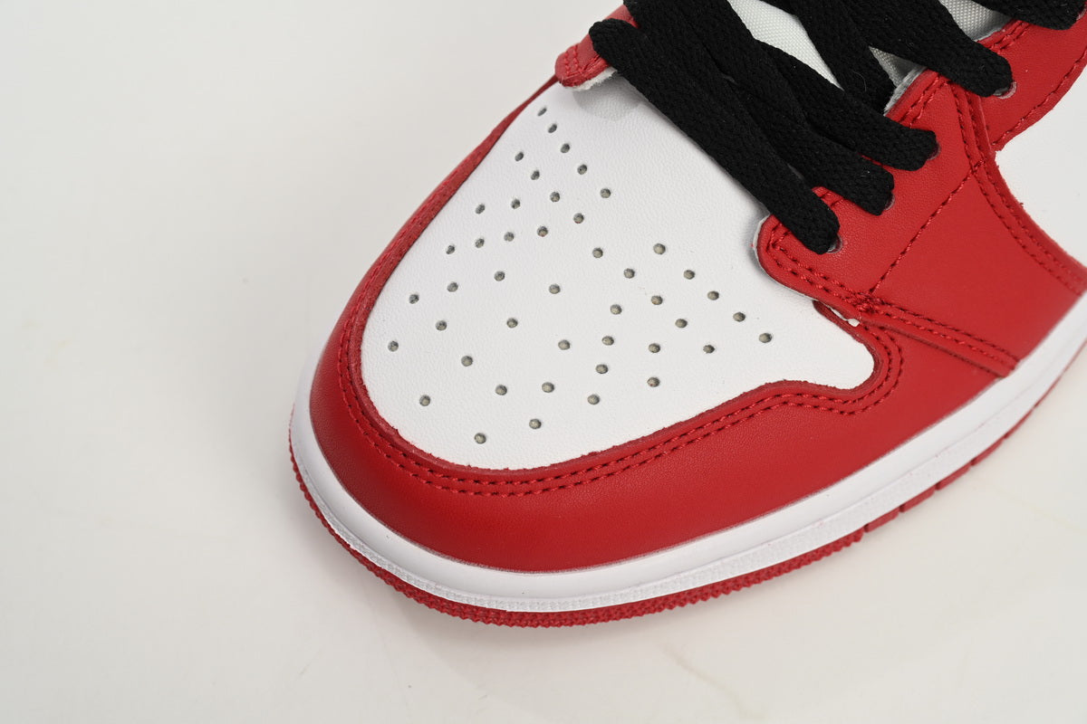 Air Jordan 1 High OG “Chicago''