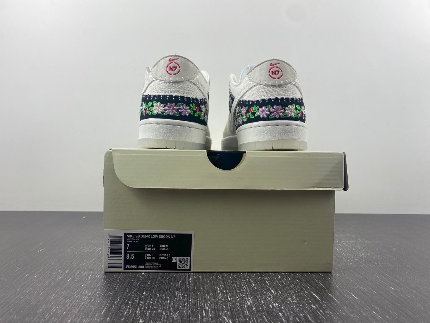 Nike SB Dunk Low Decon 'N7 White Black'