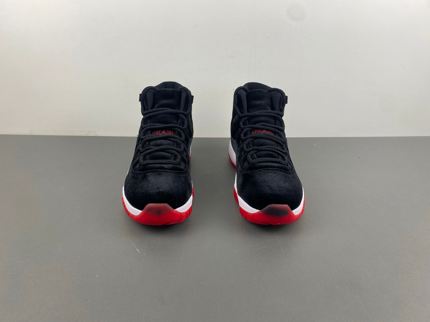 Air Jordan 11 WMNS