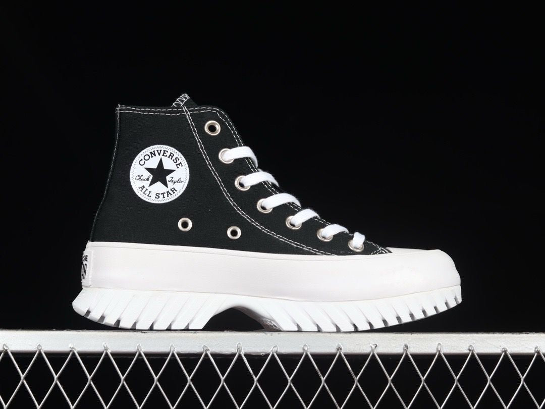 Converse Run Star Hike