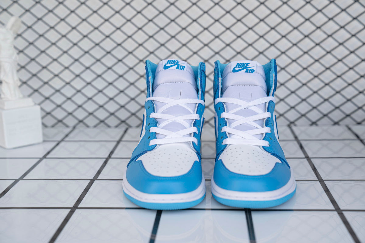 Air Jordan 1 Retro ''UNC''
