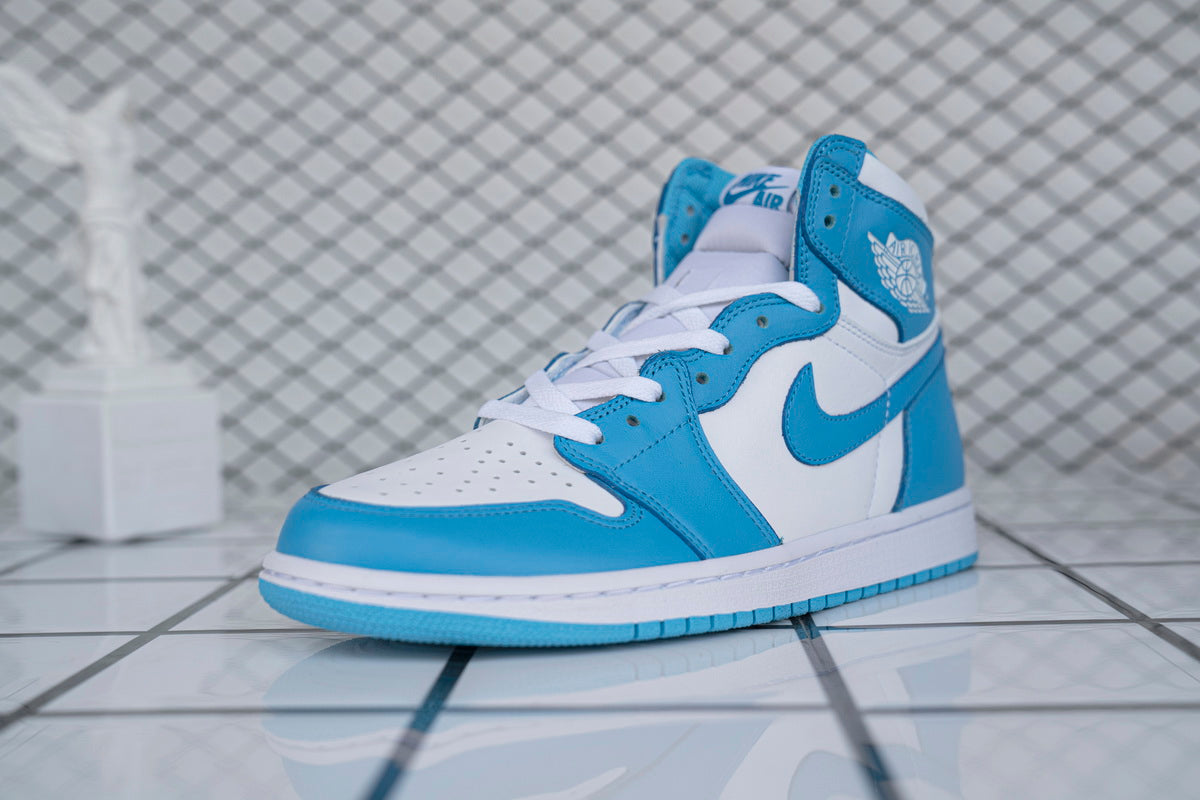 Air Jordan 1 Retro ''UNC''