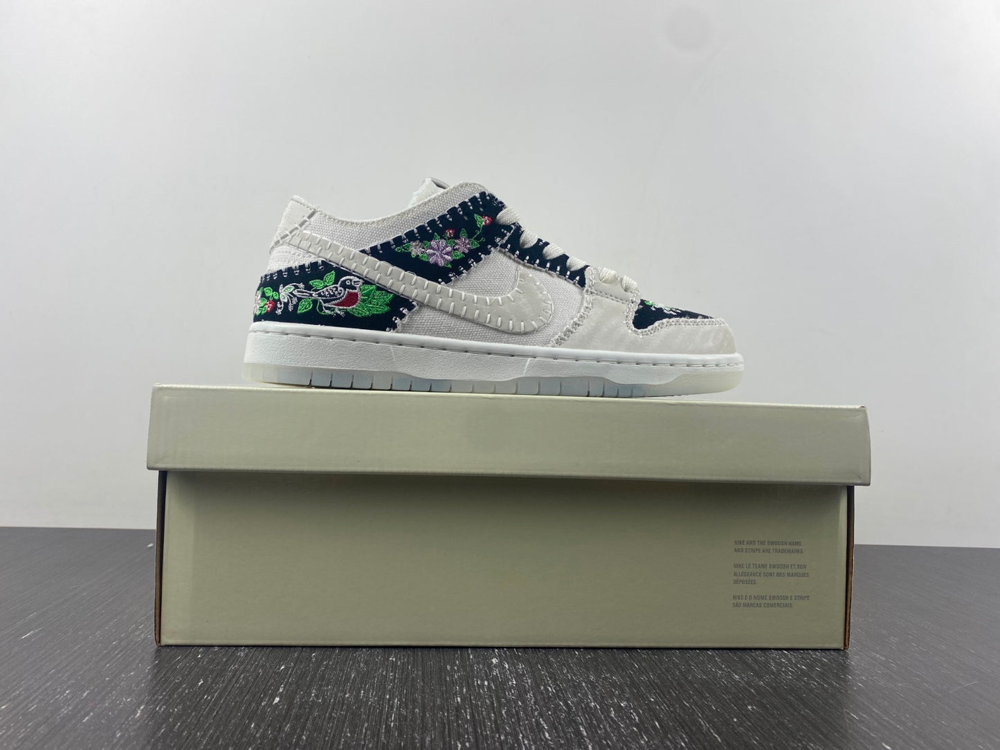Nike SB Dunk Low Decon 'N7 White Black'
