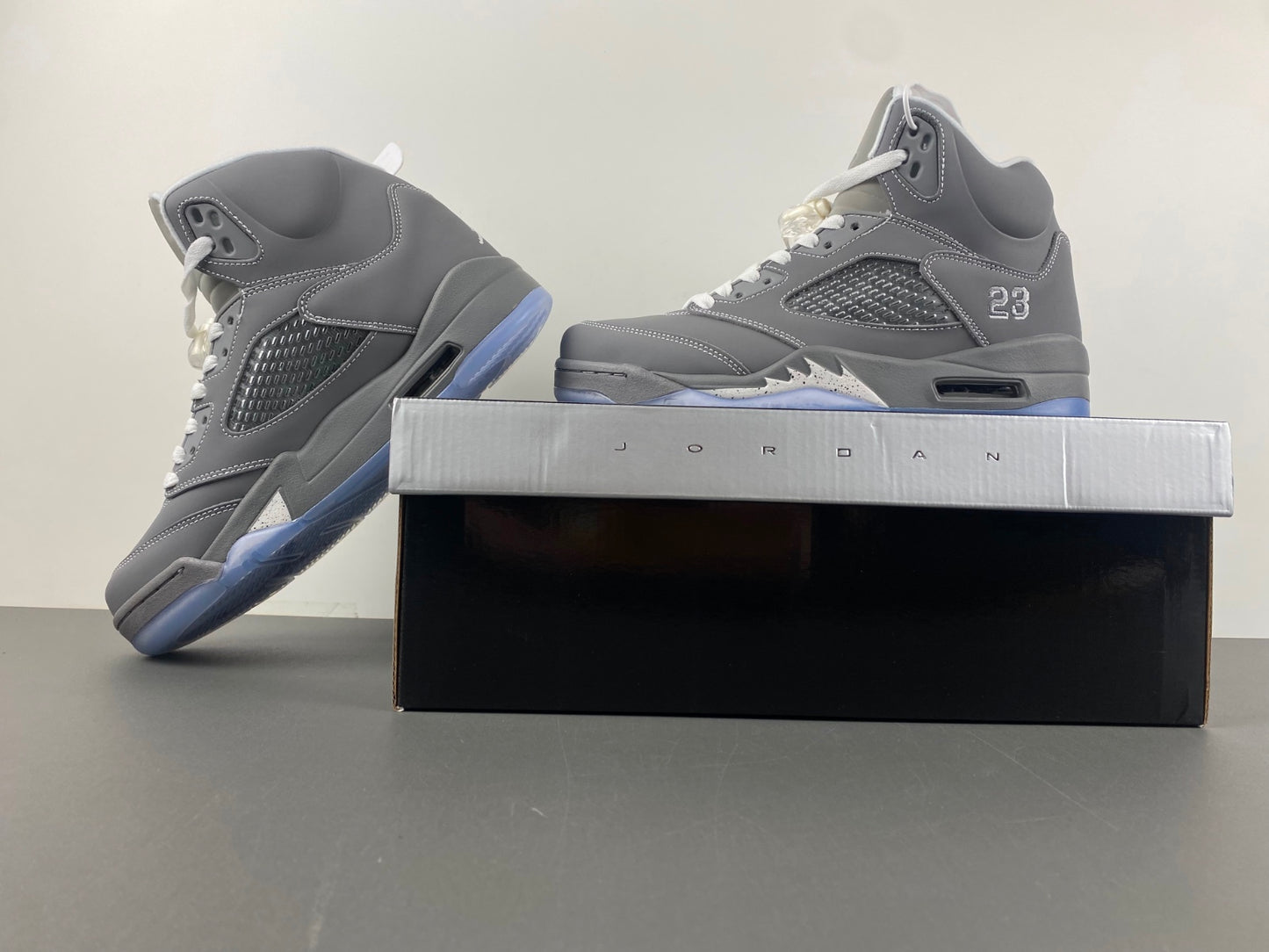 Jordan 5 Retro 'Wolf Grey'