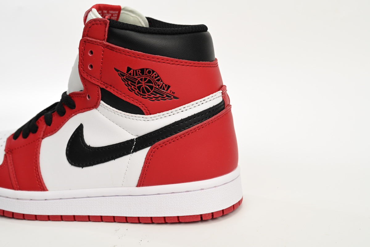 Air Jordan 1 High OG “Chicago'' 