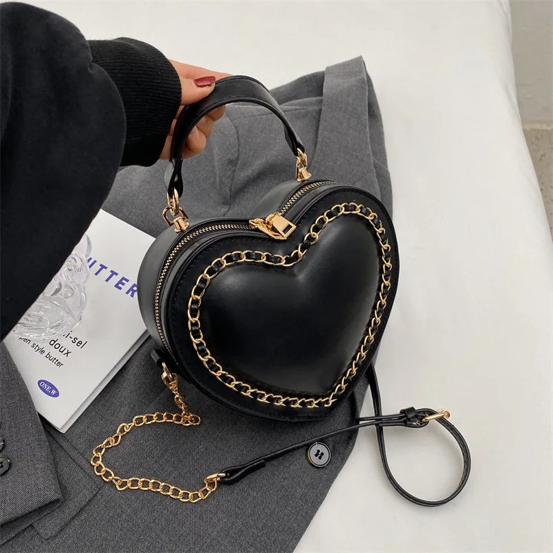 Women Purses And Handbag Fashion Red Love Heart Shape Shoulder Bag Women Chain Crossbody Bag Ladies Purse And Clutch Bag