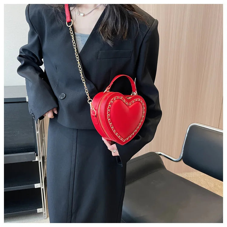 Women Purses And Handbag Fashion Red Love Heart Shape Shoulder Bag Women Chain Crossbody Bag Ladies Purse And Clutch Bag