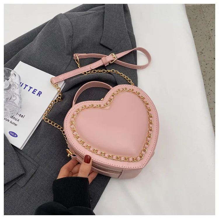 Women Purses And Handbag Fashion Red Love Heart Shape Shoulder Bag Women Chain Crossbody Bag Ladies Purse And Clutch Bag