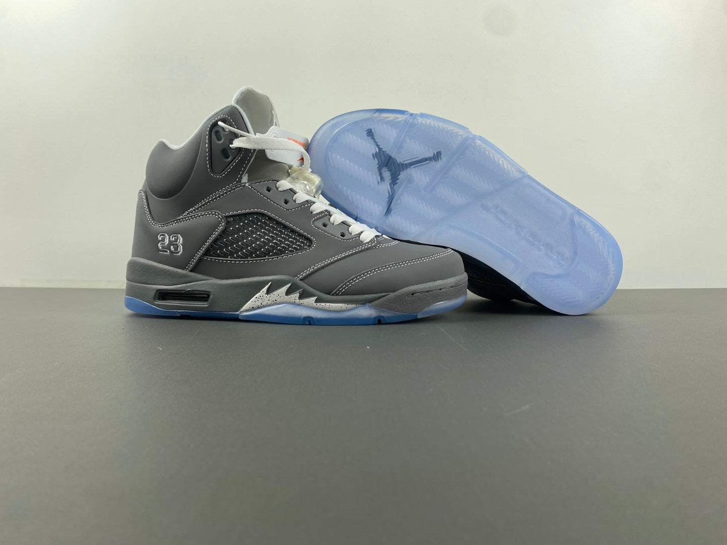 Jordan 5 Retro 'Wolf Grey'